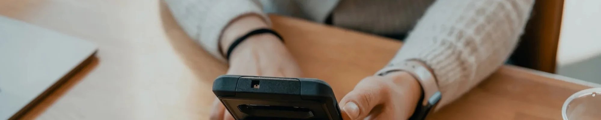 Using mobile phone to visualize flooring