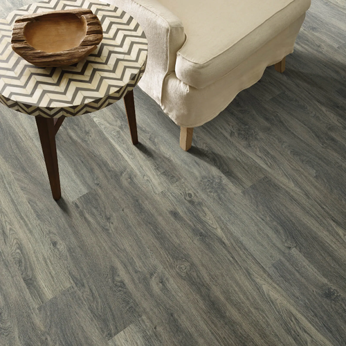 Textured Laminate Floors in a Kokomo, IN home